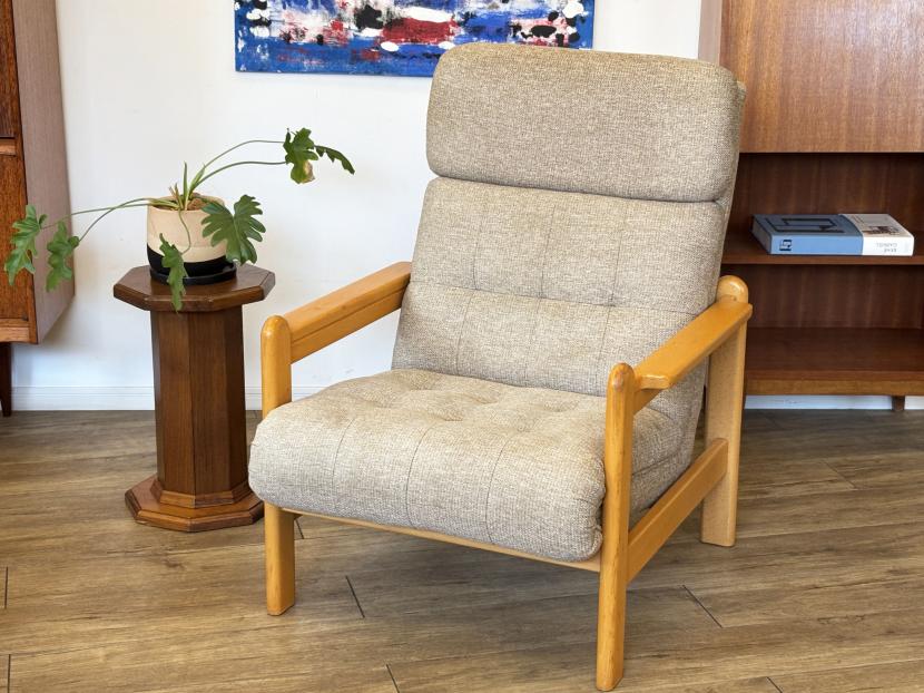 ヴィンテージ モダンハイバックシングルソファA