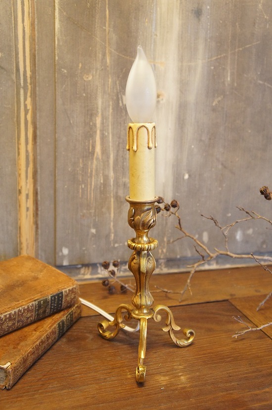 イギリスアンティーク　燭台テーブルランプ①