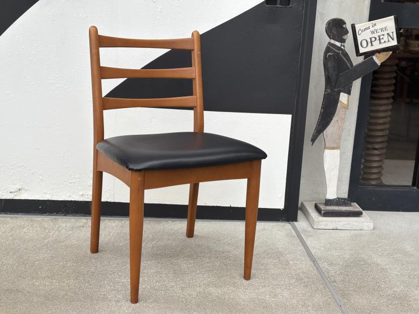  ヴィンテージ　モダンダイニングチェア ②