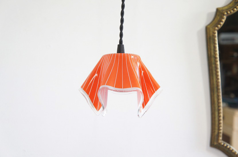 イギリスヴィンテージ　ハンカチ花瓶 ミニペンダントランプ(オレンジ)②