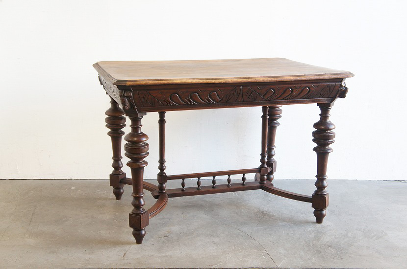 フランスアンティーク　アンリ2世様式　木製テーブル