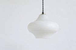 イギリスミッドセンチュリー　ヴィンテージペンダントランプ