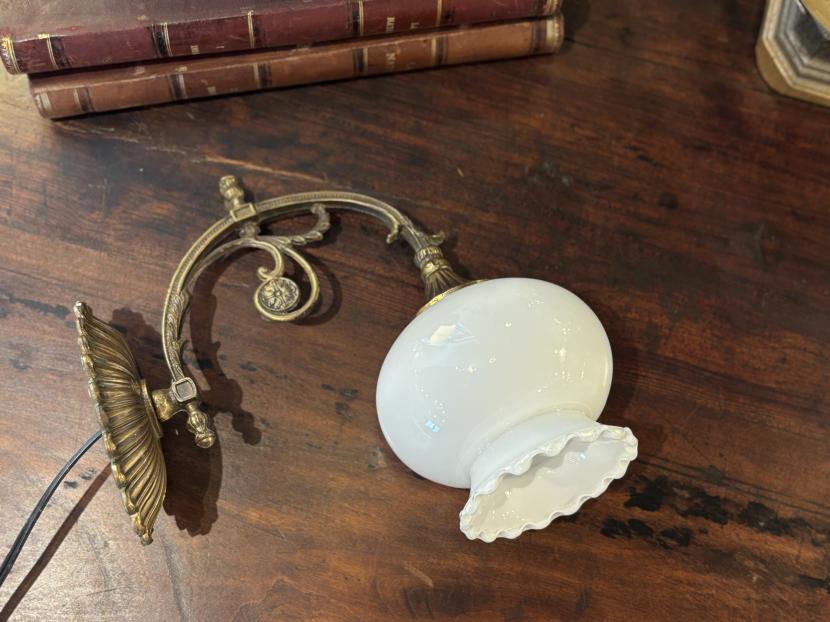 フランスアンティーク 真鍮ブラケットランプ