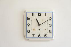 イギリスヴィンテージ　セラミック製ウォールクロック