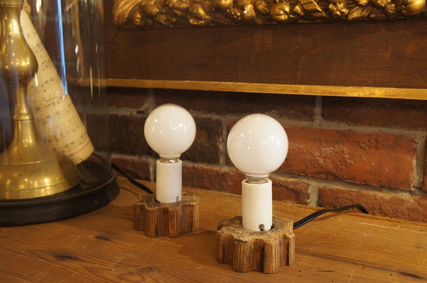 UPCYCLE アンティークウッド テーブルランプ