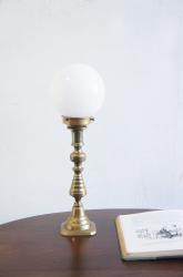 イギリスアンティーク　燭台テーブルランプ①