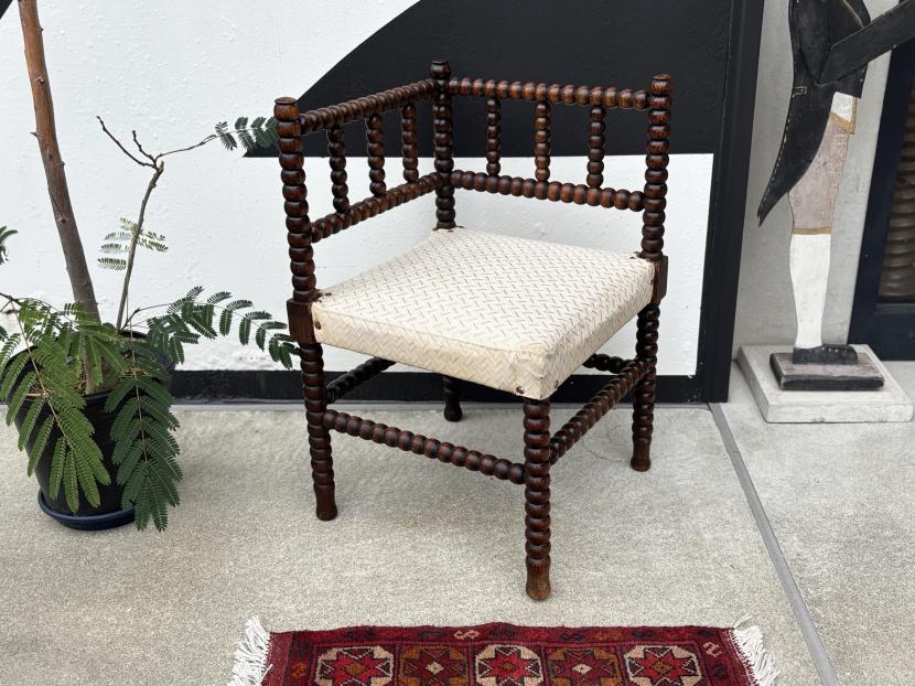 フランスアンティーク　ボビンコーナーチェア