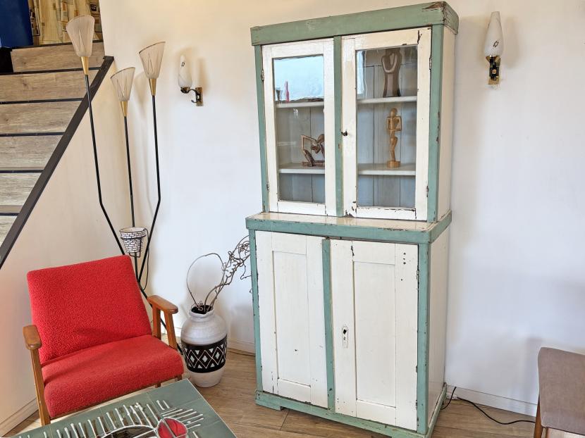 ハンガリーヴィンテージ　ペイントキッチンキャビネット