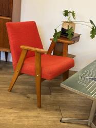 ハンガリーヴィンテージ　レッド　イージーチェア