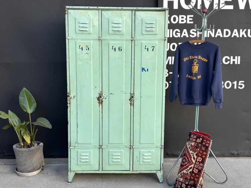 ヴィンテージ 3連ロッカー