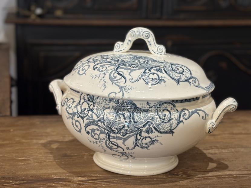 フランスアンティーク LUNEVILLE窯 グリフォンスーピエール