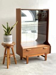 イギリスヴィンテージ ディスプレイキャビネット/ブックケース