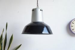 ヴィンテージ インダストリアル ホーローランプ (在庫8台)