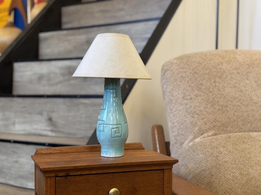 フレンチミッドセンチュリー　モダンテーブルランプ