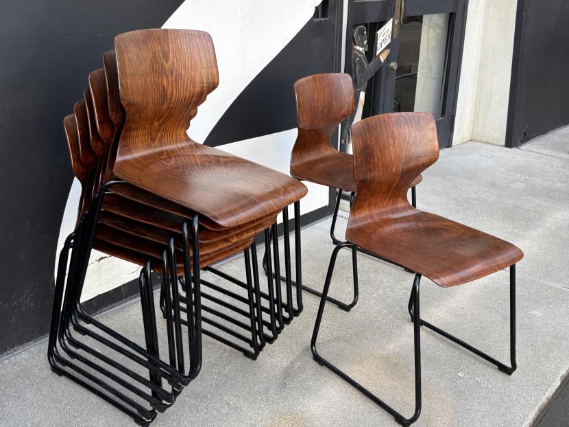 ドイツ Pagholz製 スタッキングチェア(在庫8)