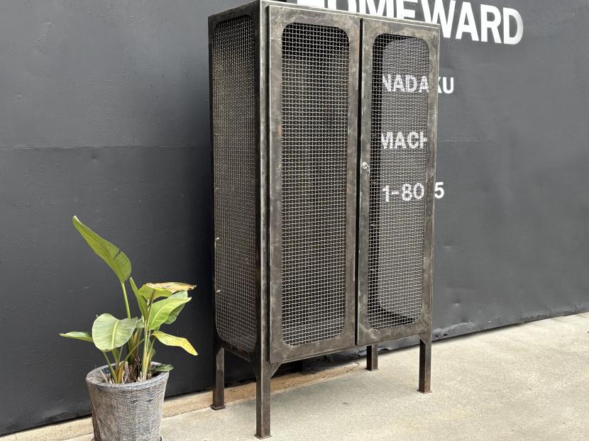 ヴィンテージ インダストリアル メッシュキャビネット