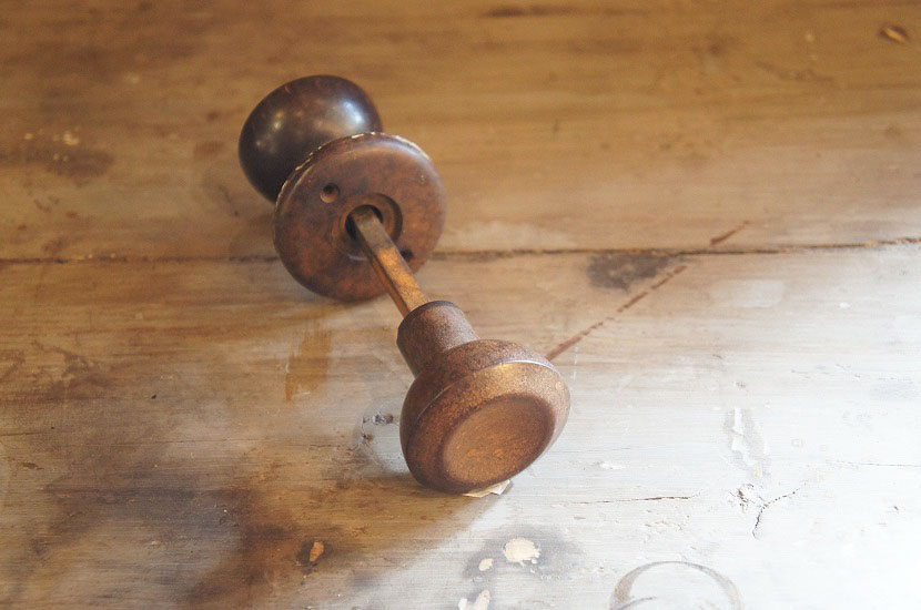 イギリスアンティーク　ベークライト製ドアノブ