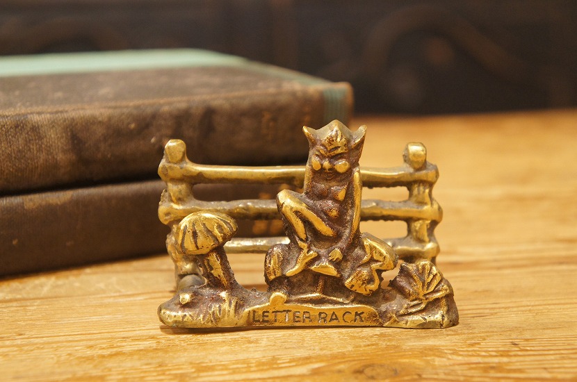 イギリスアンティーク ピクシー レターホルダー