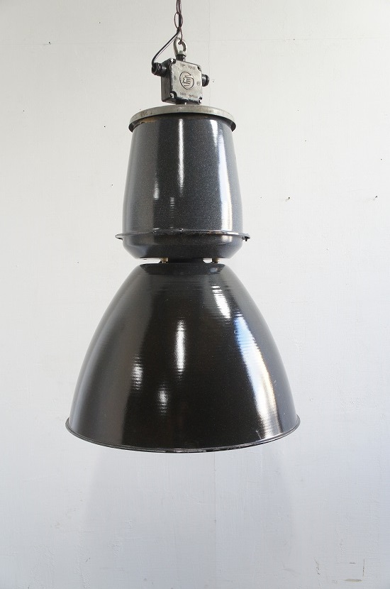 ヴィンテージ インダストリアルランプ Lubin ④