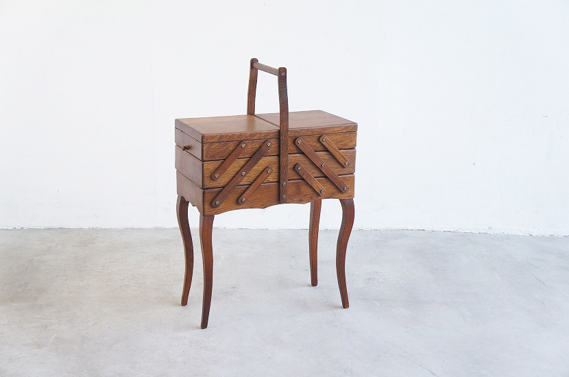 フランス アンティーク　ソーイングボックス (裁縫箱)