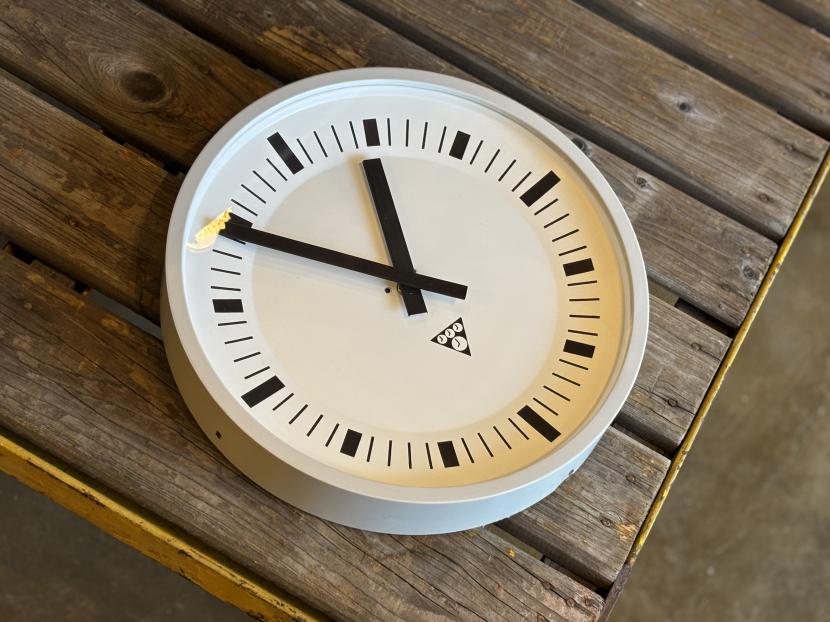 ヴィンテージPragotron(パラゴトロン)社製ウォールクロック A