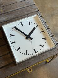 ヴィンテージPragotron(パラゴトロン)社製ウォールクロック A