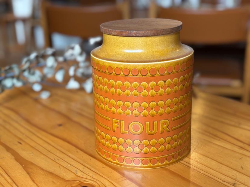 イギリスヴィンテージ　HORNSEA SAFFRON　FLOUR　キャニスター