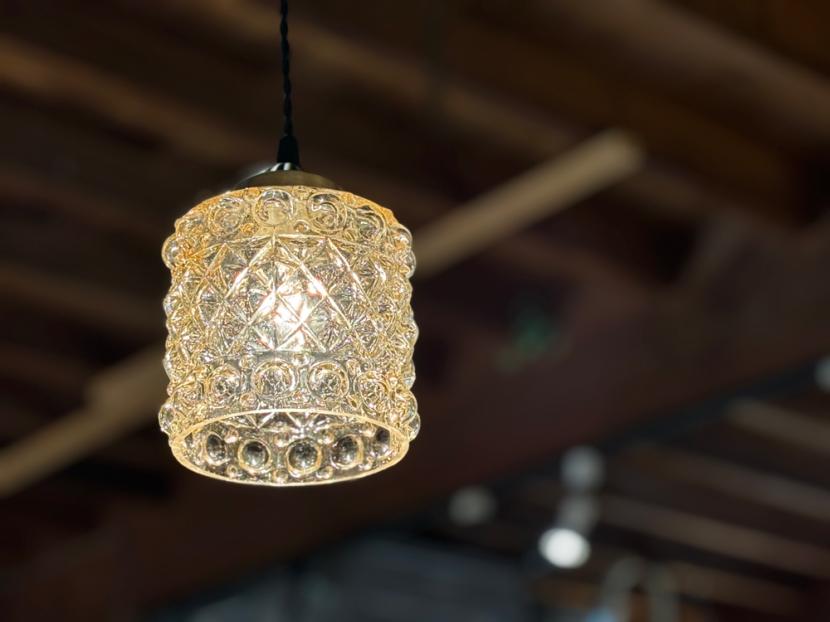 フランスヴィンテージ　ミニガラスペンダントランプ