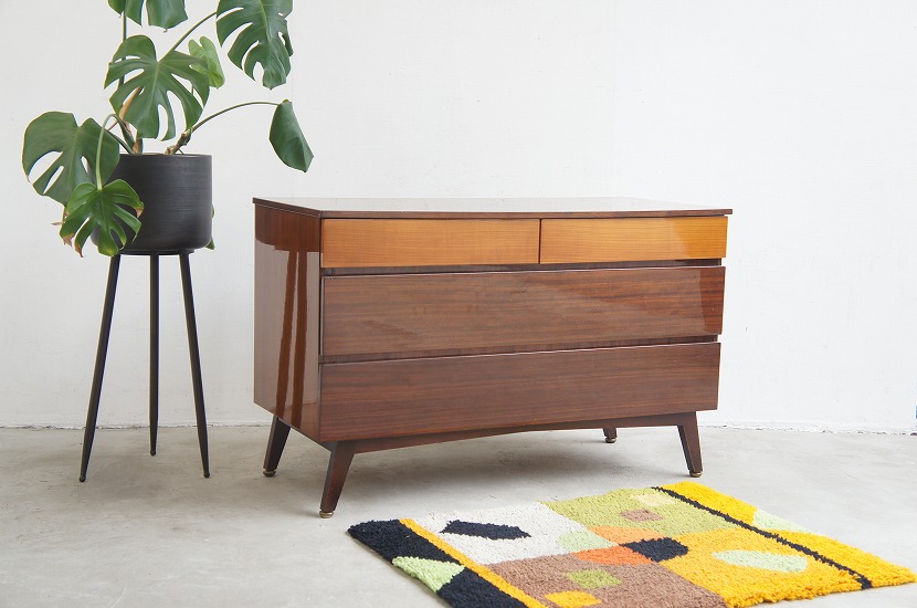 イギリスヴィンテージ　meredew サイドボード