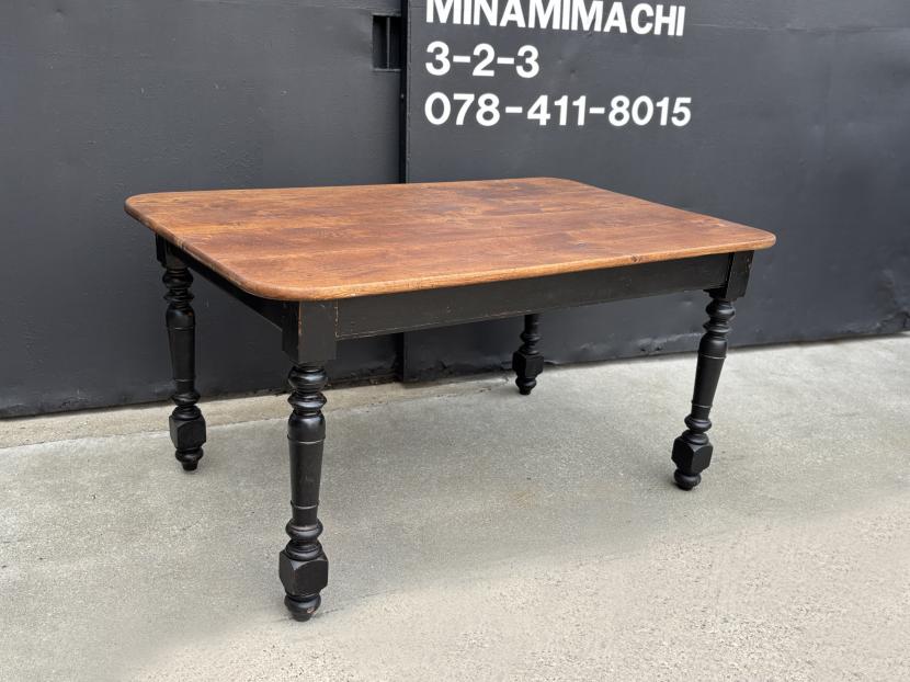 フランスアンティーク ダイニングテーブル