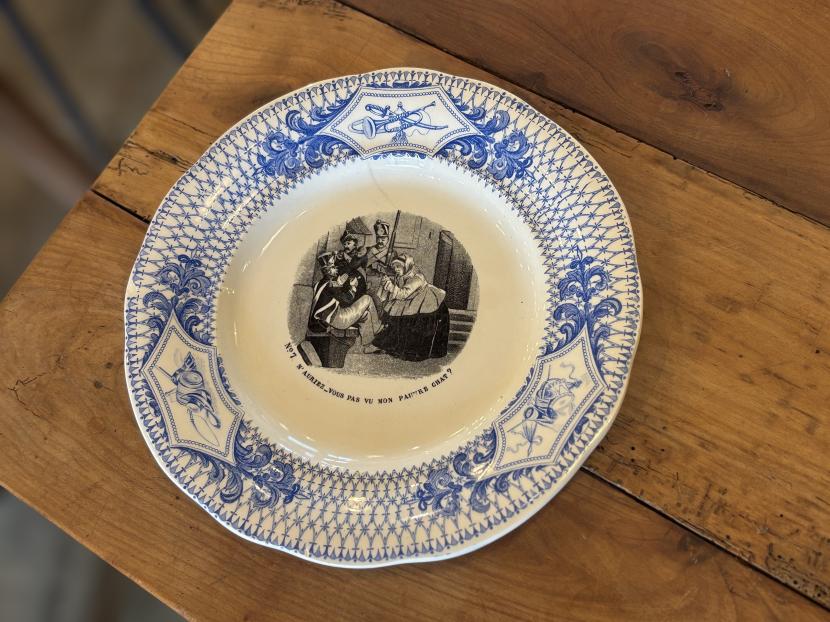 フランスアンティーク 1844–1849年 クレイユモントロー グリザイユプレート