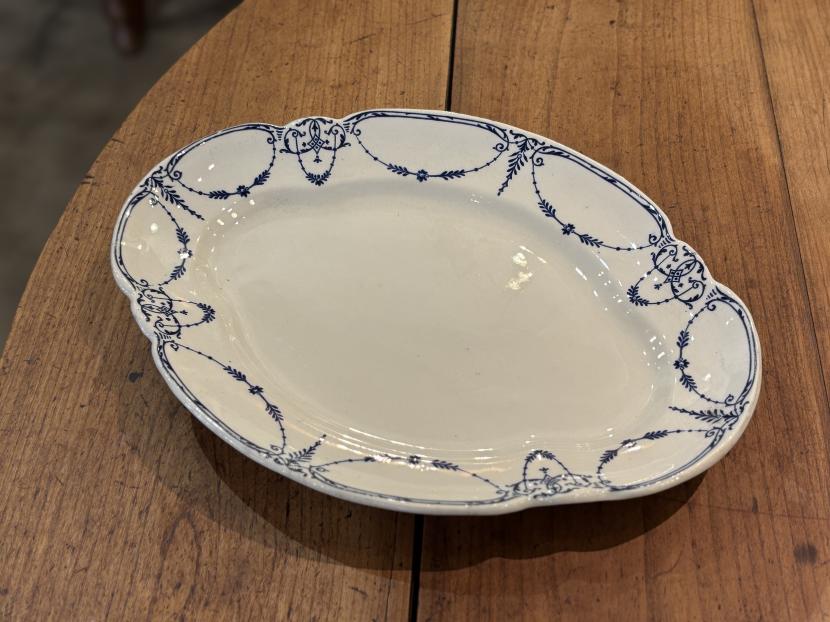 フランスアンティーク K&G LUNÉVILLE ブルーガーランド模様 花リム オーバルプレート