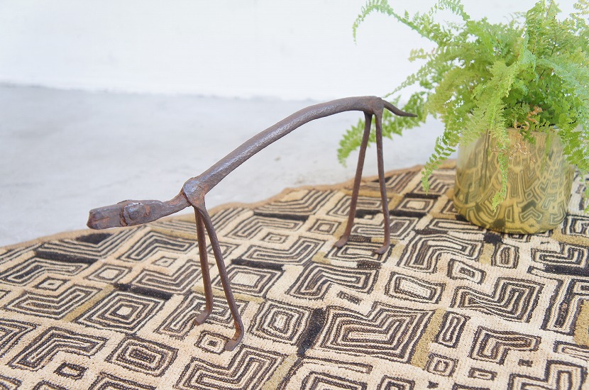 アフリカ ブルキナファソ ロビ族 folk art