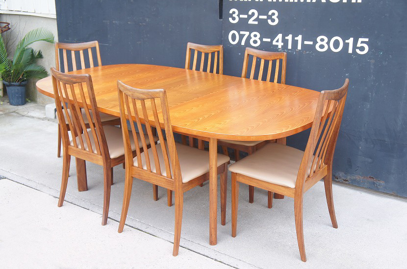  イギリスヴィンテージGPLAN　ダイニングテーブル