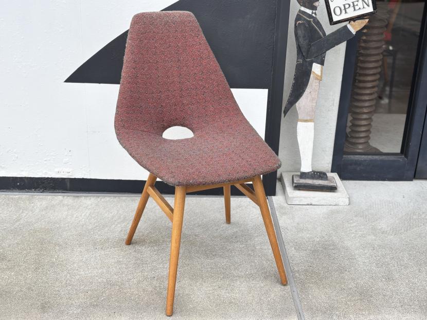 1950s ハンガリー Judit Buriánデザイン Erika Chair