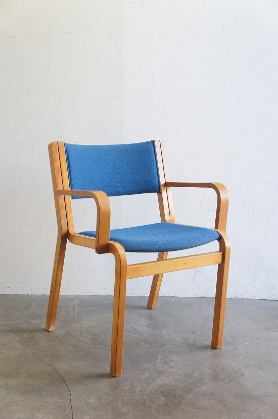 マグナス オルセン Magnus Olesen社製 アームチェア ④