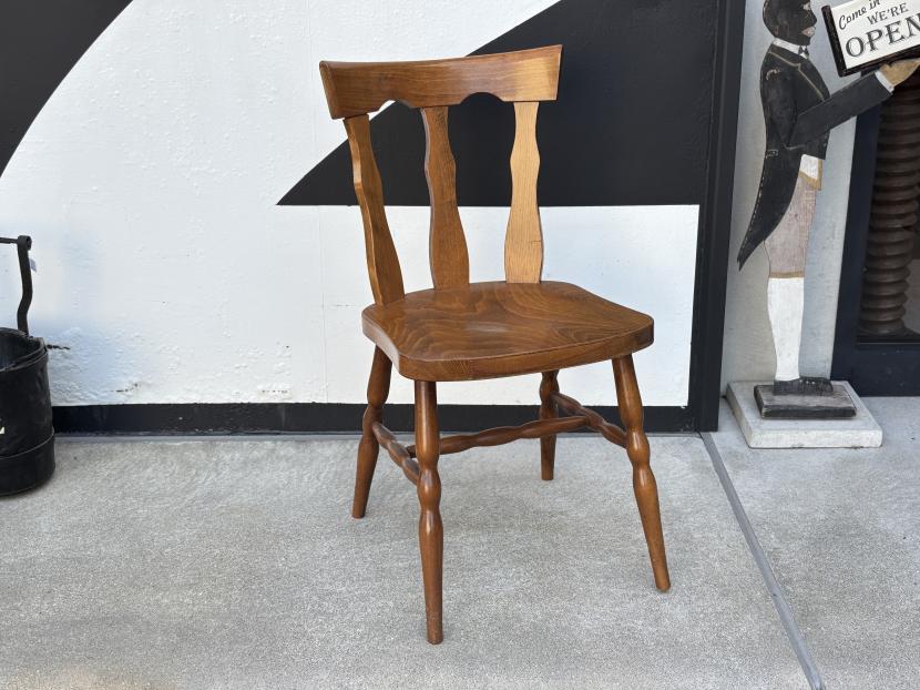 フランスヴィンテージ　Baumann製 木製チェア ④
