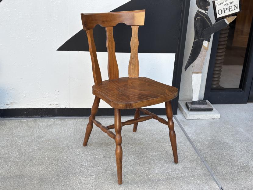 フランスヴィンテージ　Baumann製 木製チェア ⑤