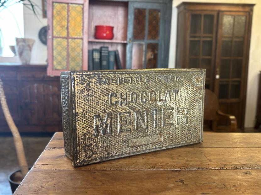 フランス アンティーク CHOCOLAT MENIER ブリキボックス