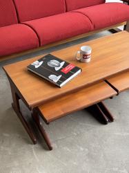 イギリス ヴィンテージ Portwood Furniture社製 ネストテーブル