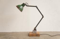 イギリスヴィンテージ MEM製デスクランプ