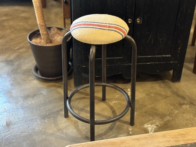 フランス ヴィンテージ スツール ①　