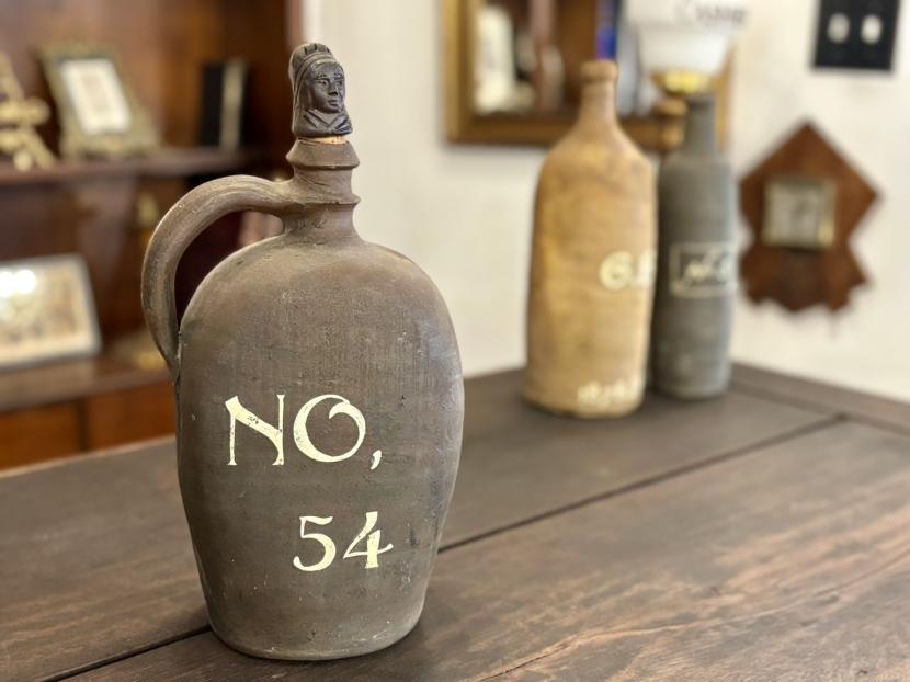 フランスアンティーク　セラミックボトル　NO,54