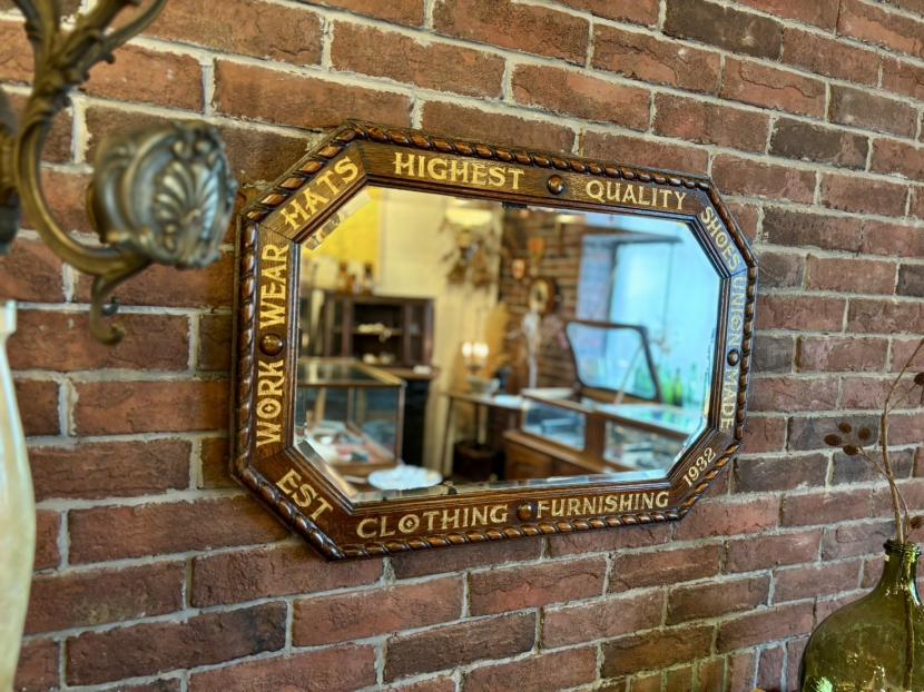 イギリスアンティーク　ウォールミラー