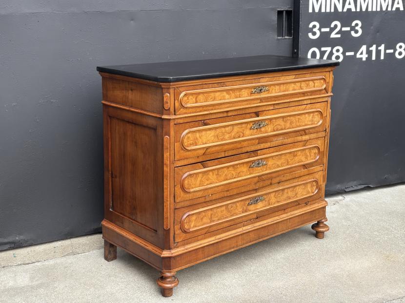 フランス19世紀　レザー天板チェスト