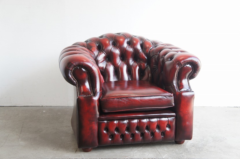 英国アンティーク　チェスターフィールド　シングルソファ　レッド