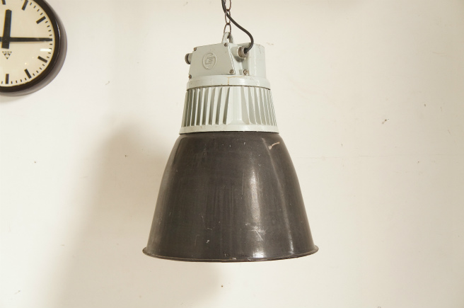 チェコスロバキア製 ヴィンテージ ホーローペンダントランプ