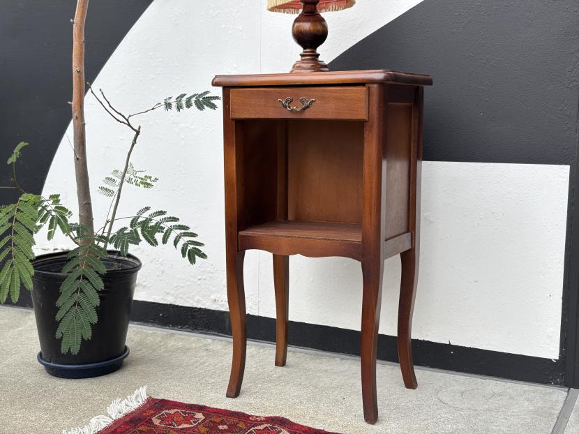 フランスアンティーク　ナイトテーブル A