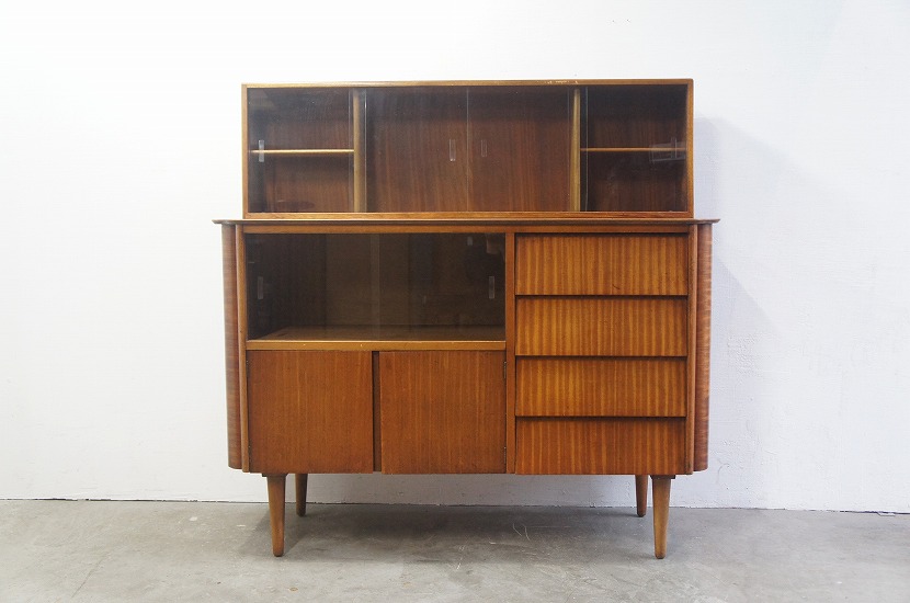 イギリスヴィンテージ　モダンキャビネット