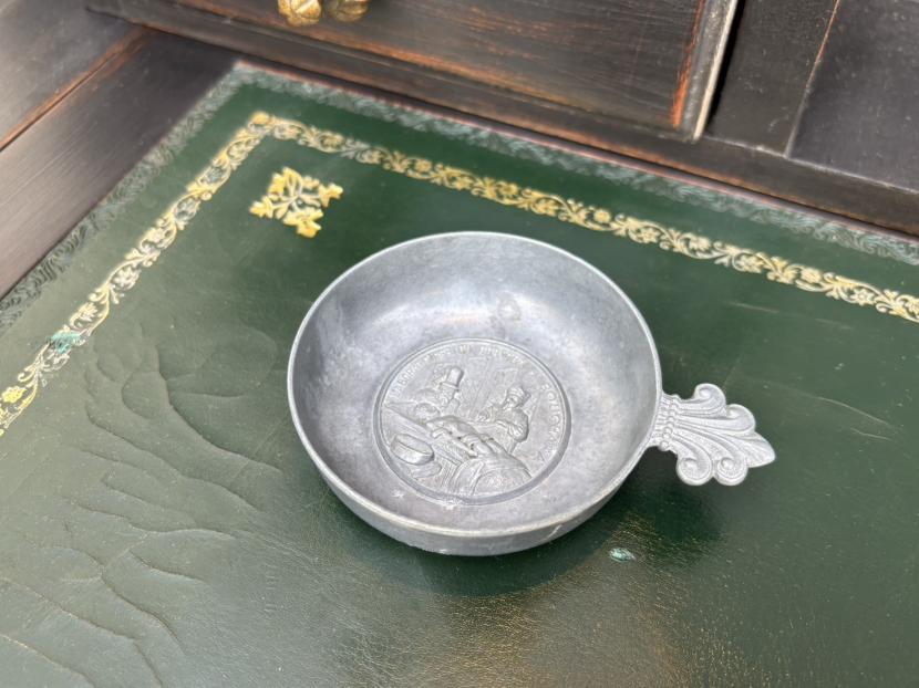 フランスアンティーク　ピューター製　ワインテイスティングカップ